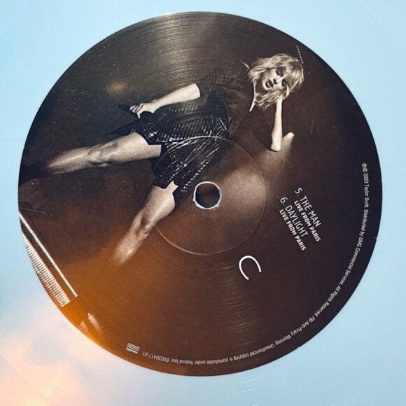 NEW Sealed Taylor Swift Live From Paris 2LP Heart-Shaped Vinyl SOLD OUT - Picture 7 of 8